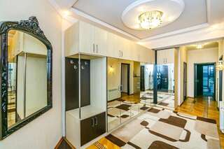 Апартаменты Luxary Home Mc donalds Баку Апартаменты с 3 спальнями-38